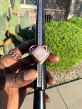 Load image into Gallery viewer, Rose quartz, pyramid ring