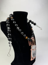 Load image into Gallery viewer, Obsidian & Quartz Necklace