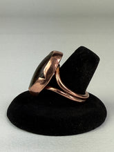 Load image into Gallery viewer, Tiger Eye Oval Copper Ring
