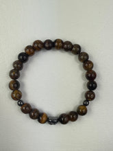 Load image into Gallery viewer, Tiger Eye &amp; Hematite Lion Bracelet
